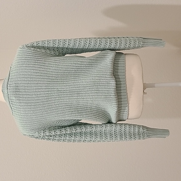 Sweater - Picture 3 of 4